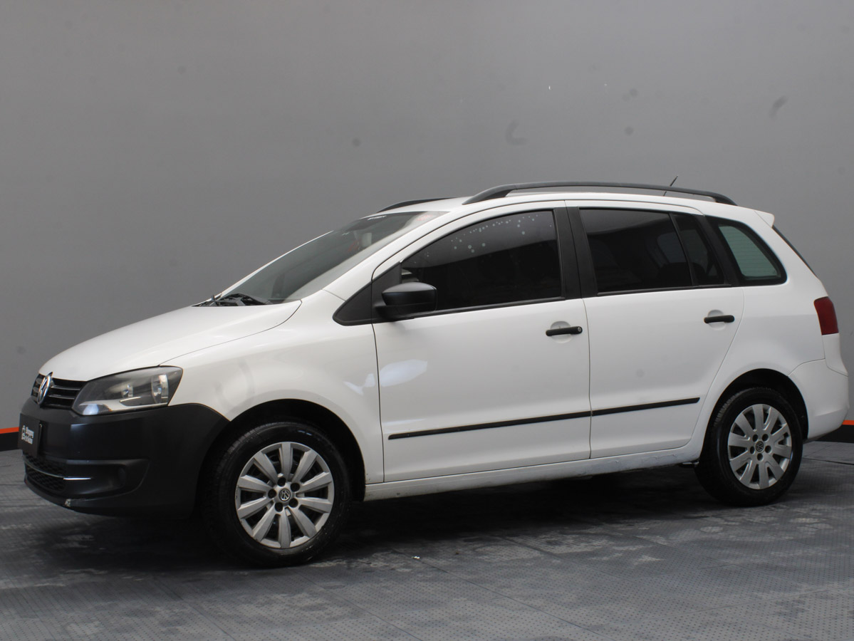VOLKSWAGEN SURAN 2012