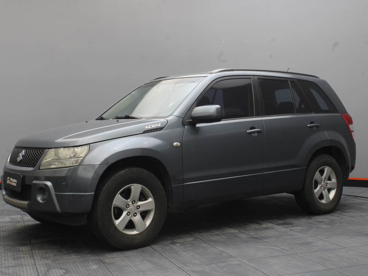 SUZUKI GRAND 4X4 2008