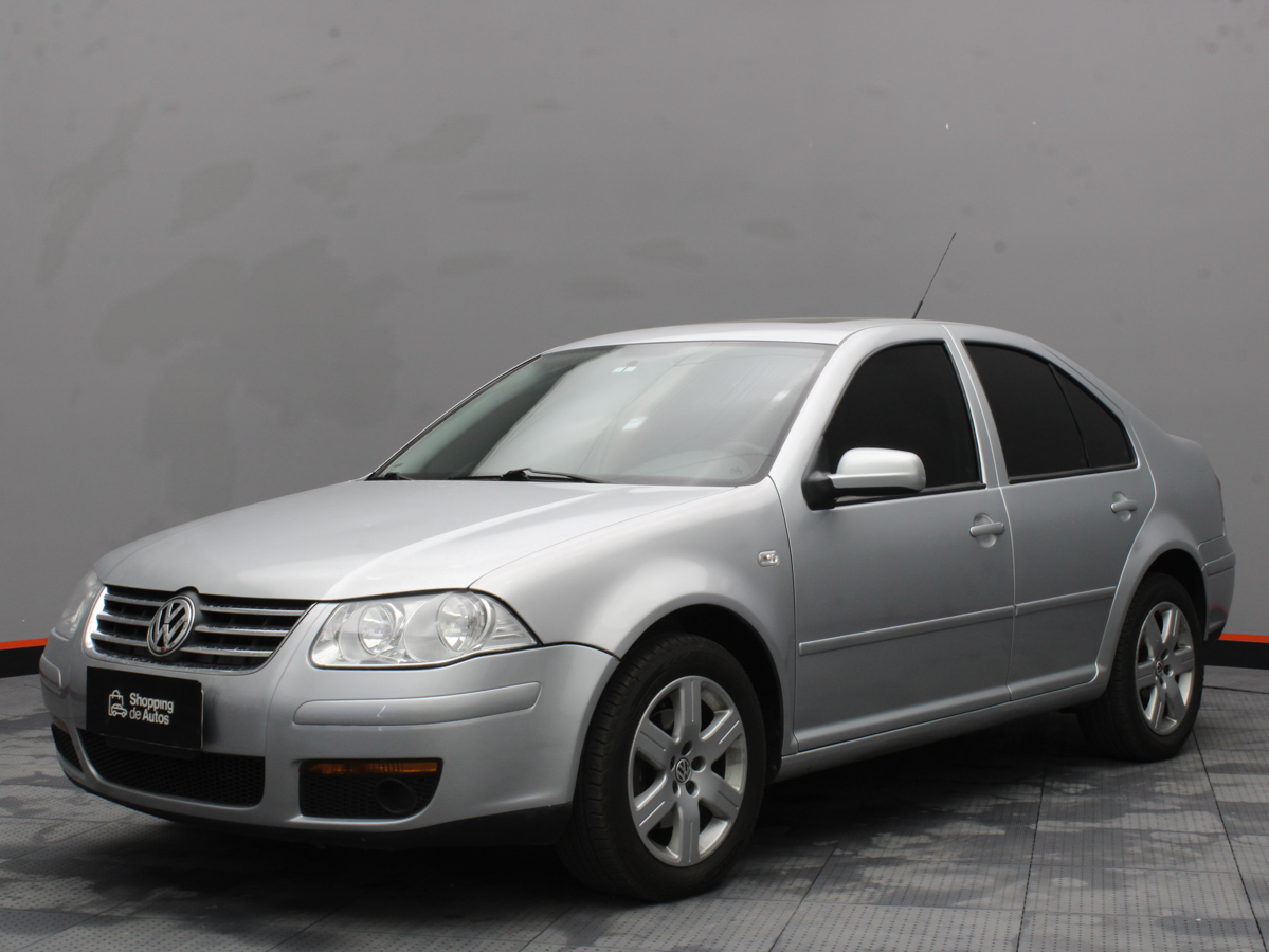 VW BORA TRENDLINE 2010