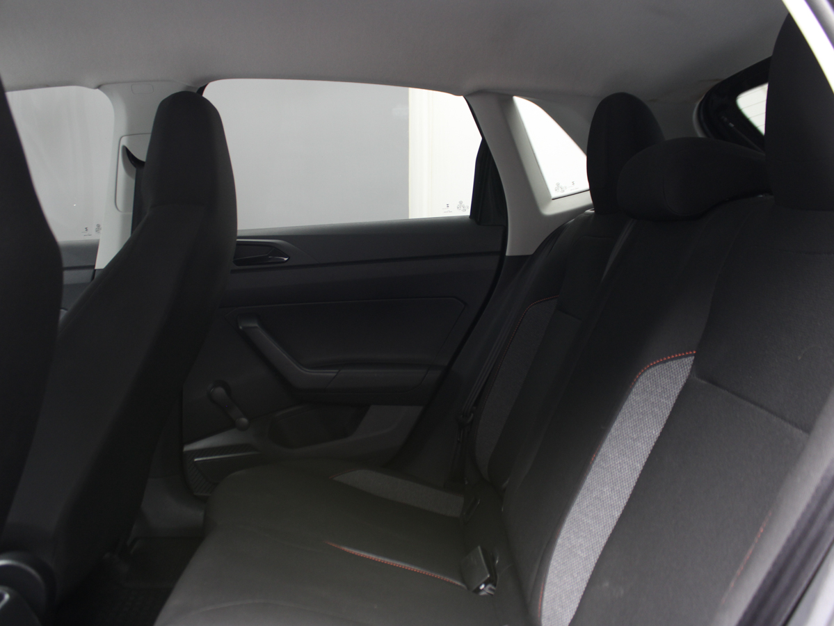 VOLKSWAGEN POLO TRACK 2025