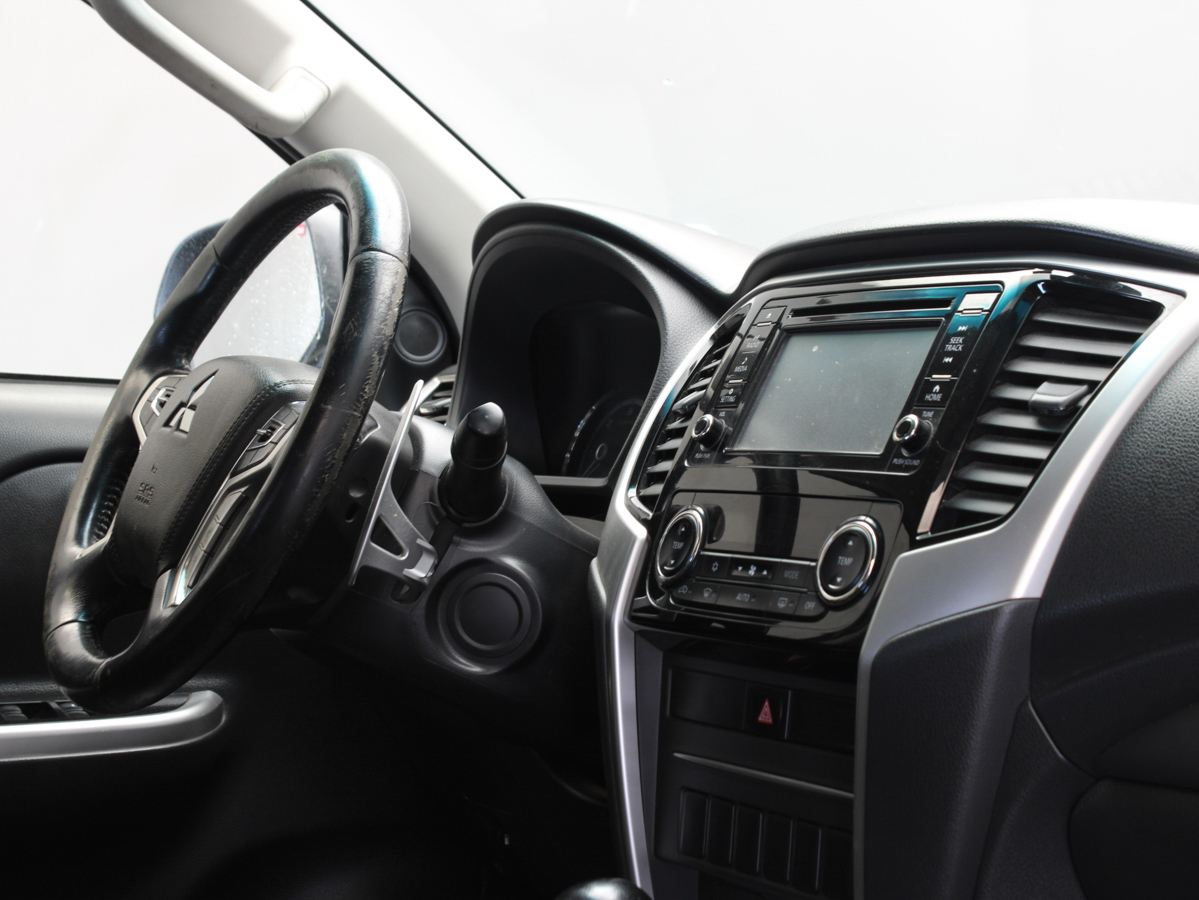 MITSUBISHI L200 DIT 4x4 AT 2021