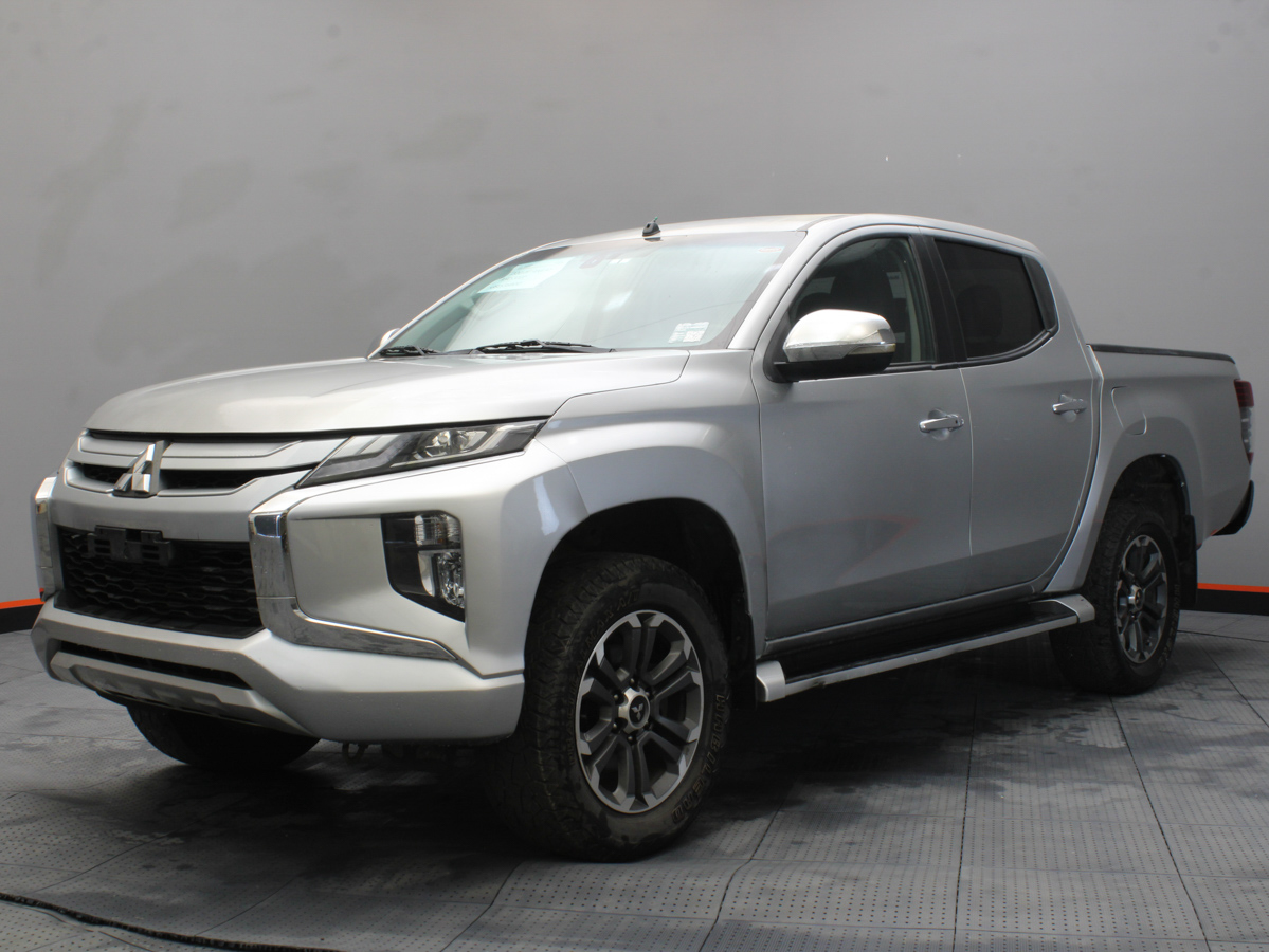 MITSUBISHI L200 DIT 4x4 AT 2021