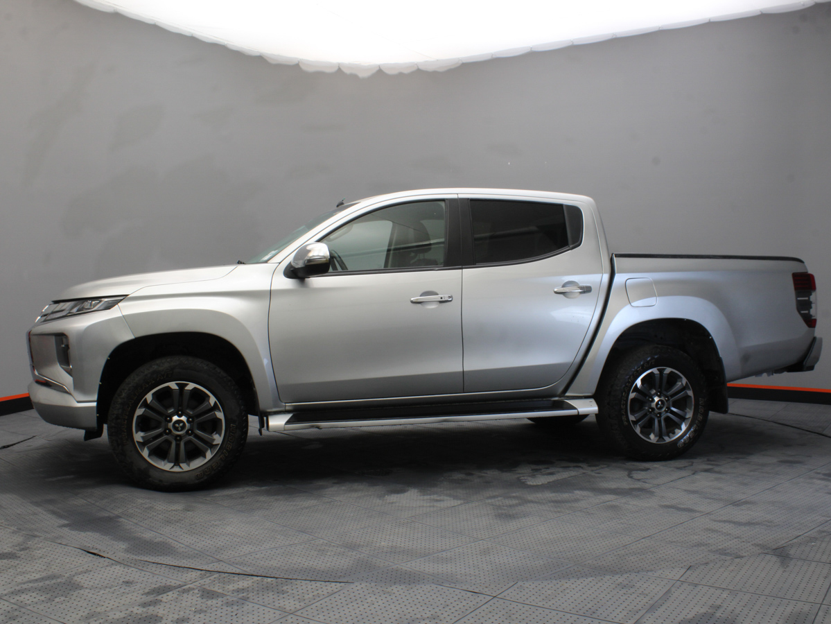 MITSUBISHI L200 DIT 4x4 AT 2021