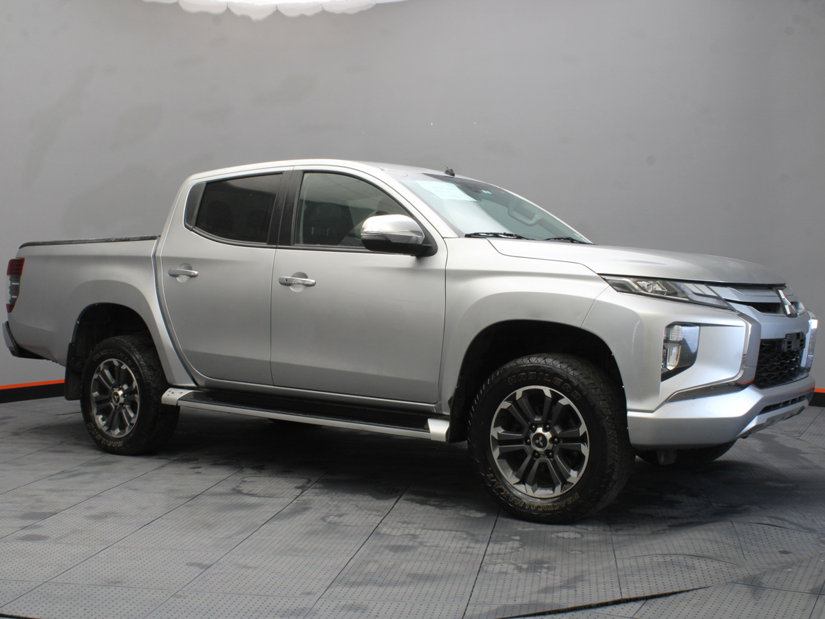 MITSUBISHI L200 DIT 4x4 AT 2021