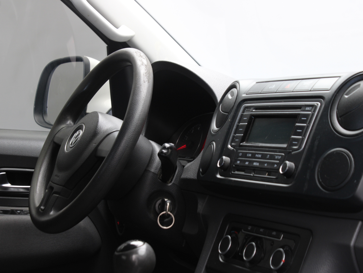 VOLKSWAGEN AMAROK 2013