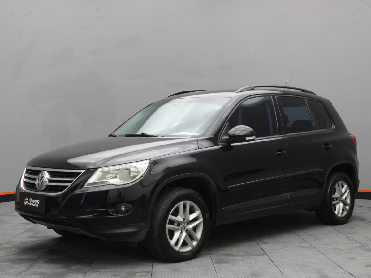 VOLKSWAGEN TIGUAN 2011