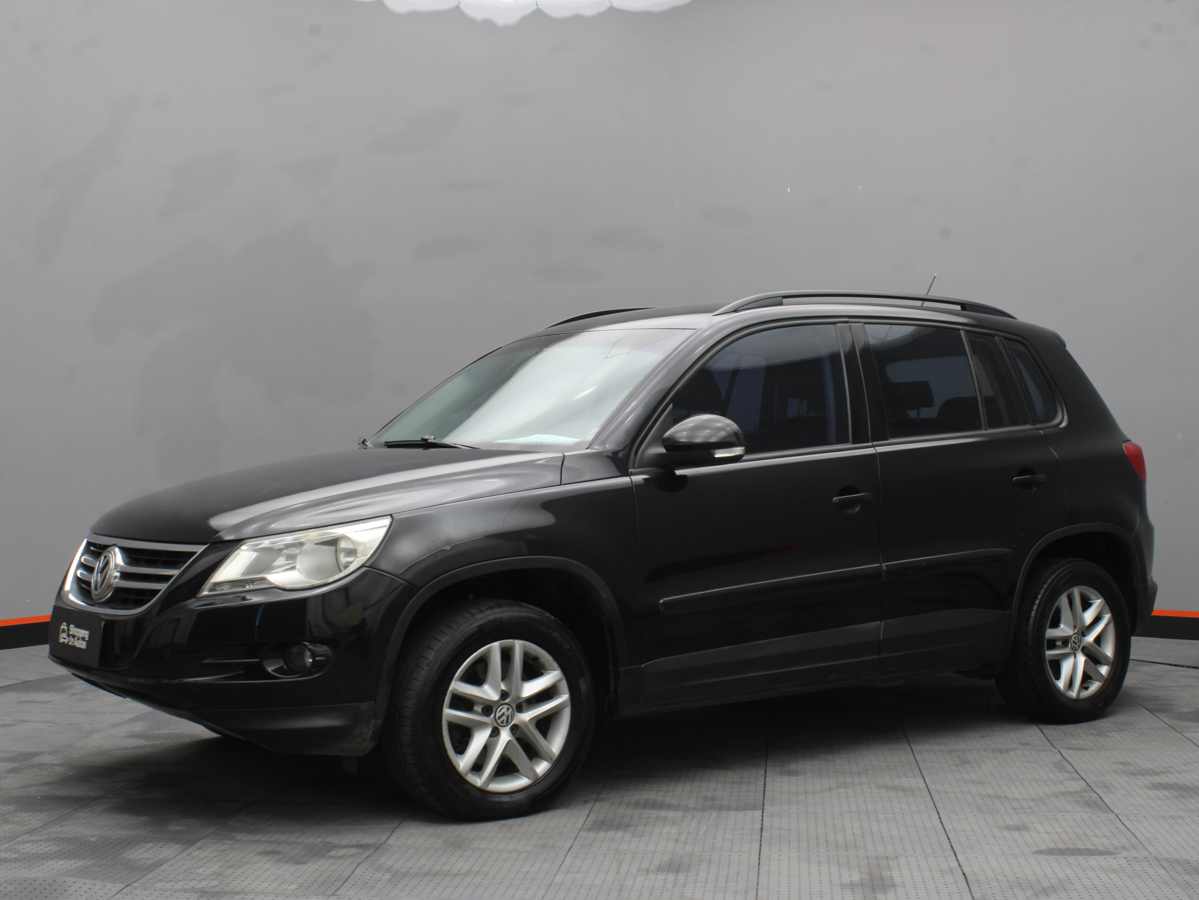 VOLKSWAGEN TIGUAN 2011