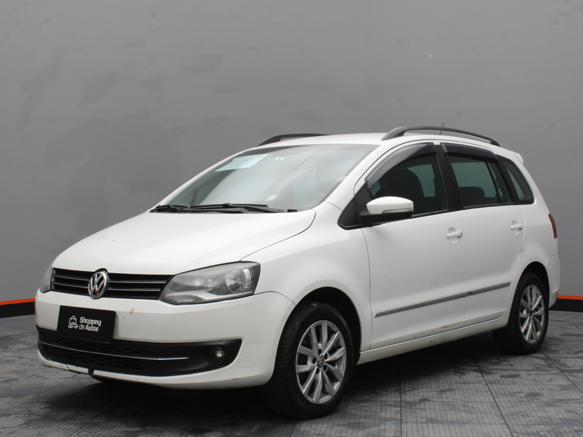 VOLKSWAGEN SURAN 2013