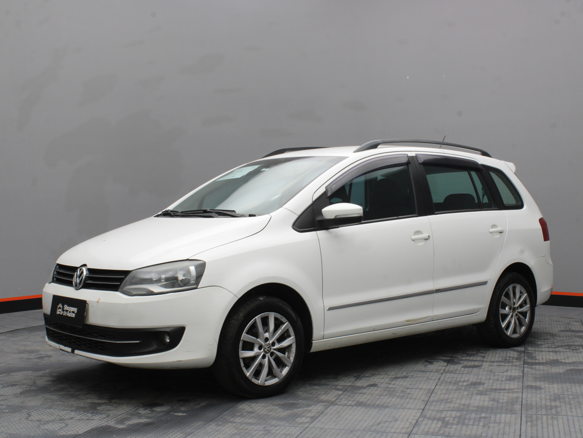 VOLKSWAGEN SURAN 2013