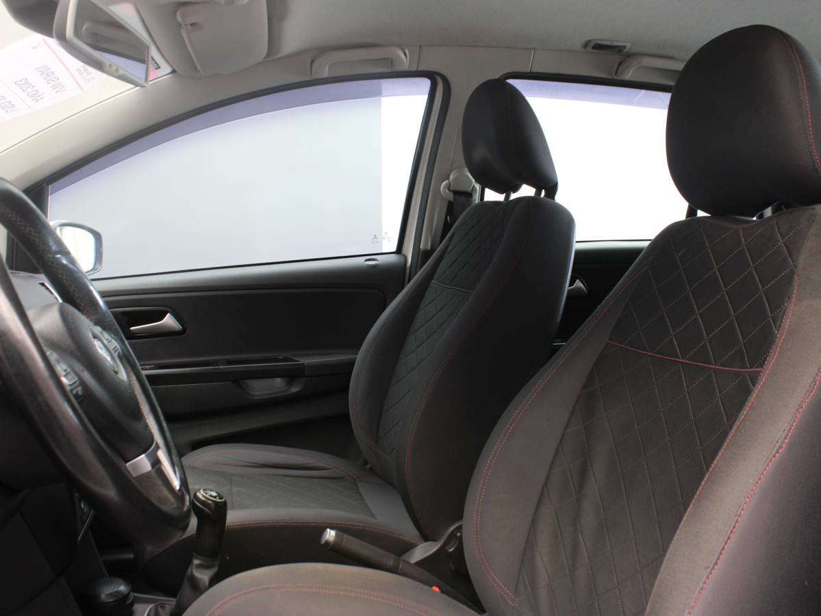 VOLKSWAGEN SURAN 2013