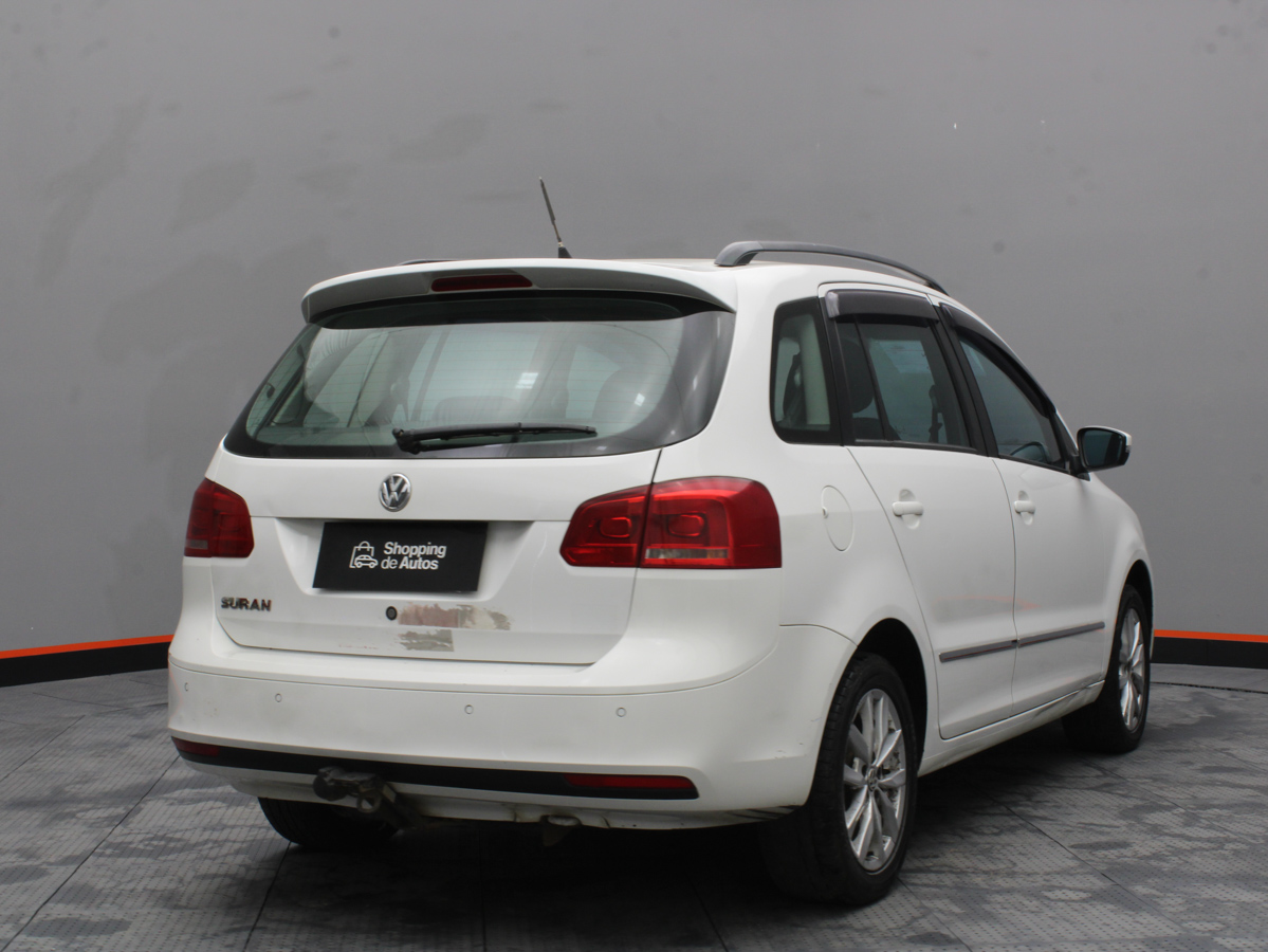 VOLKSWAGEN SURAN 2013