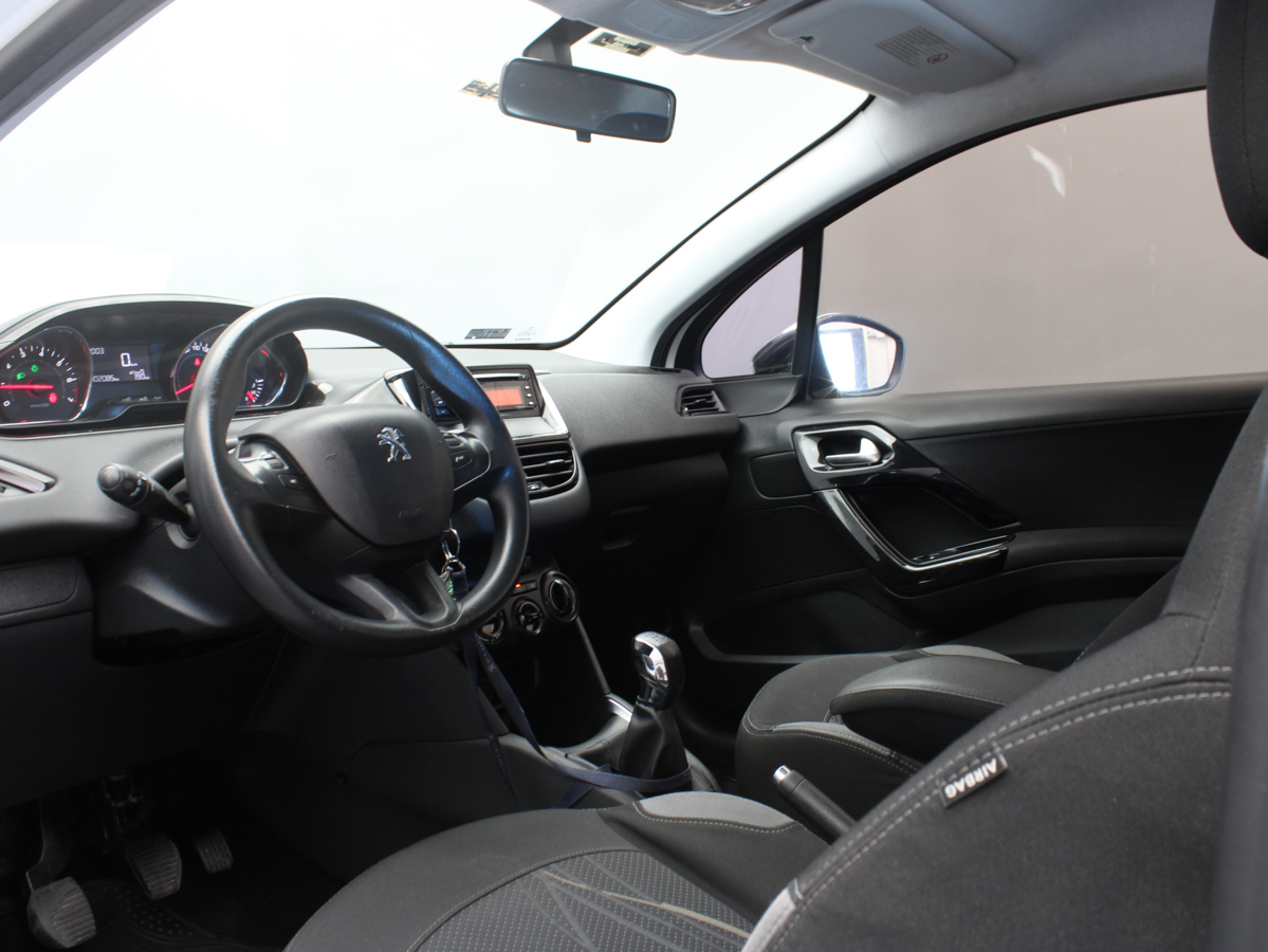 PEUGEOT 208 ACTIVE 2014