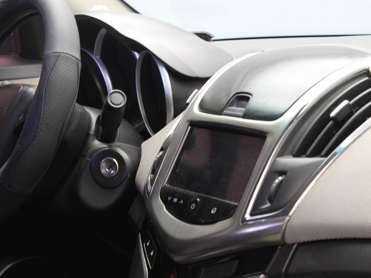 CHEVROLET CRUZE LT 2013