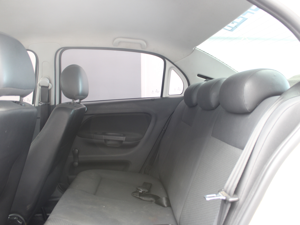 VOLKSWAGEN GOL SEDAN 2018