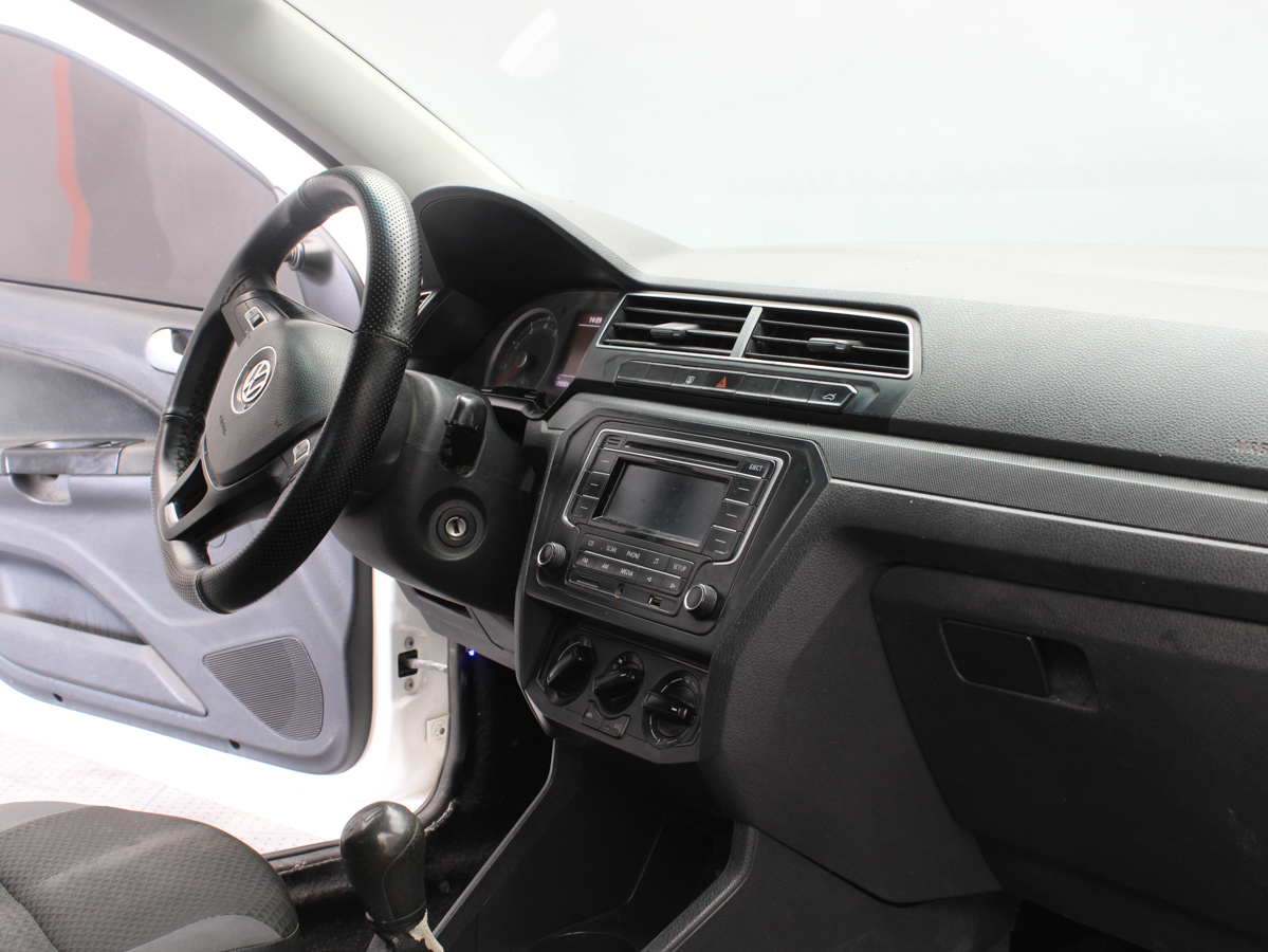 VOLKSWAGEN GOL SEDAN 2018