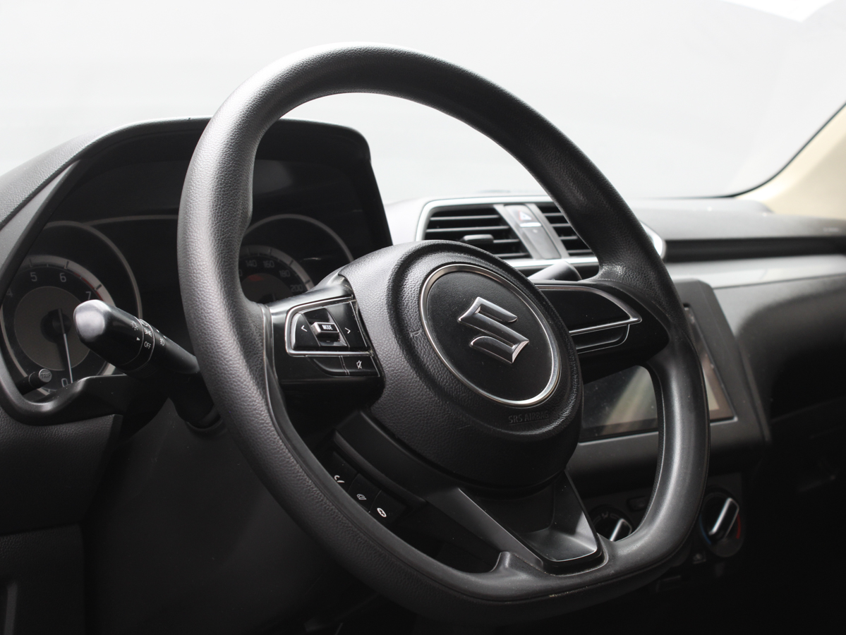 SUZUKI DZIRE AT 2022