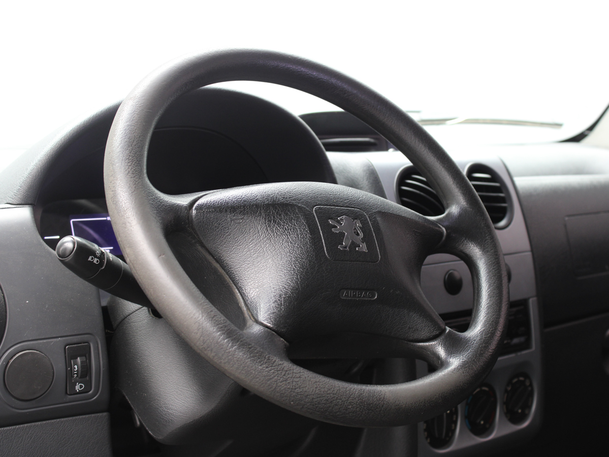 PEUGEOT PARTNER FURGON 2022