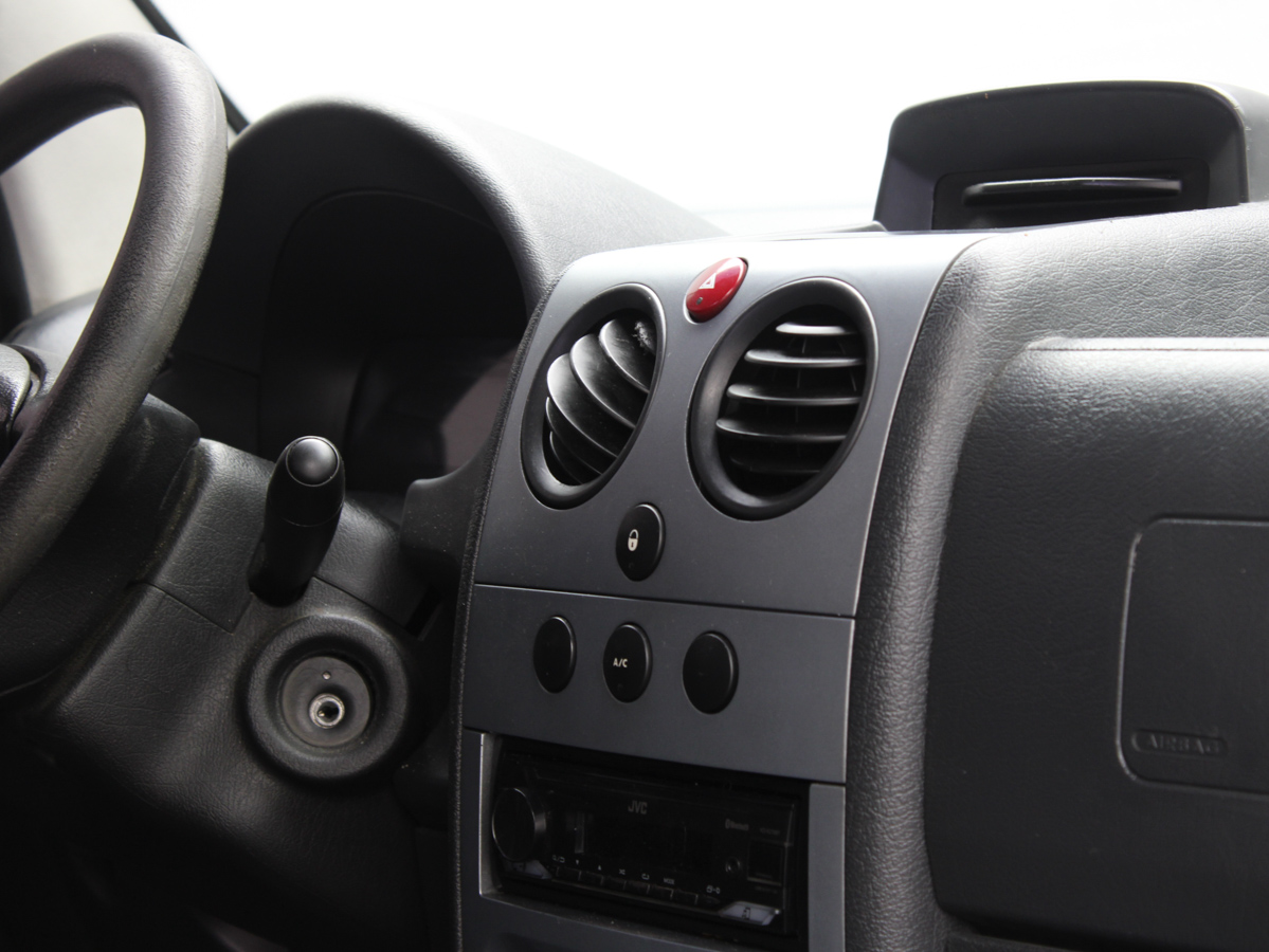 PEUGEOT PARTNER FURGON 2022