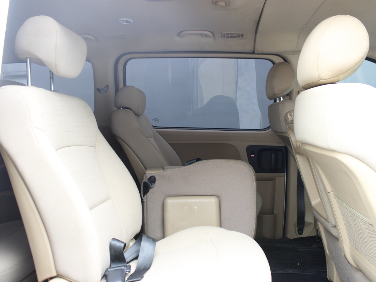 HYUNDAI H1 MINIBUS 2019