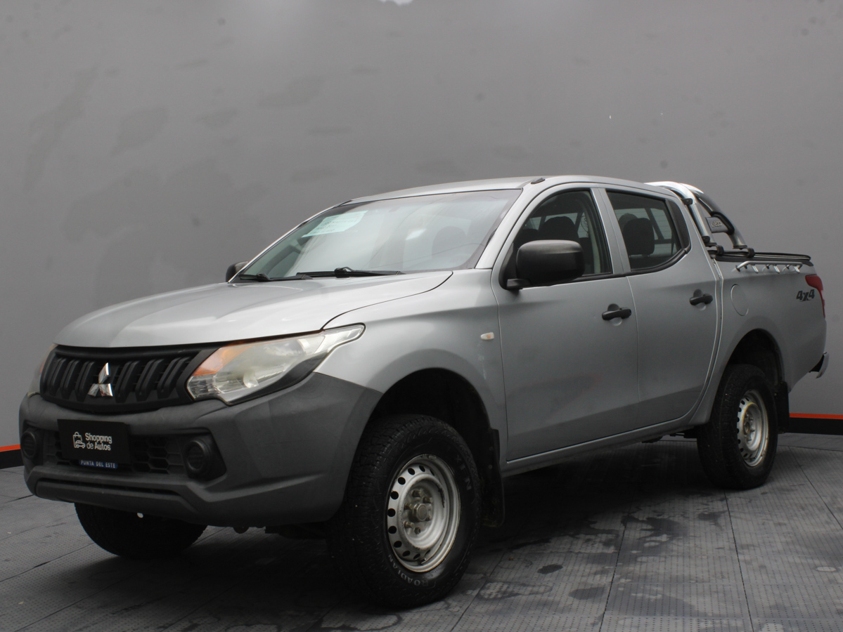 MITSUBISHI L200 2017