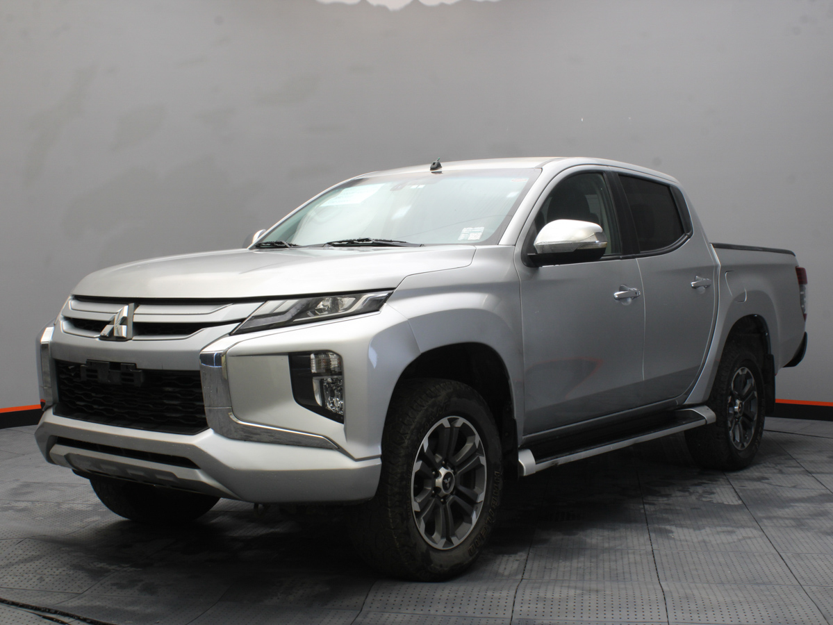 MITSUBISHI L200 DIT 4x4 AT 2021