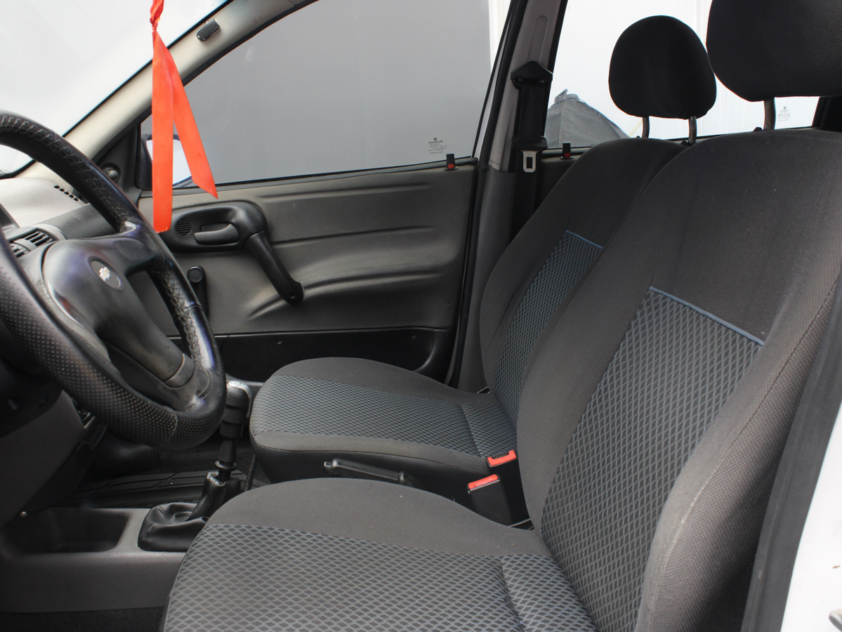 CHEVROLET CORSA 2012