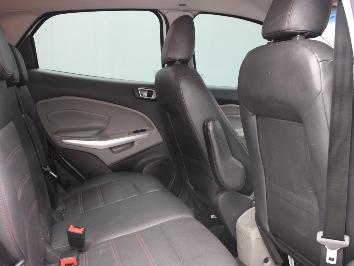 FORD ECOSPORT TITANIUM 2017