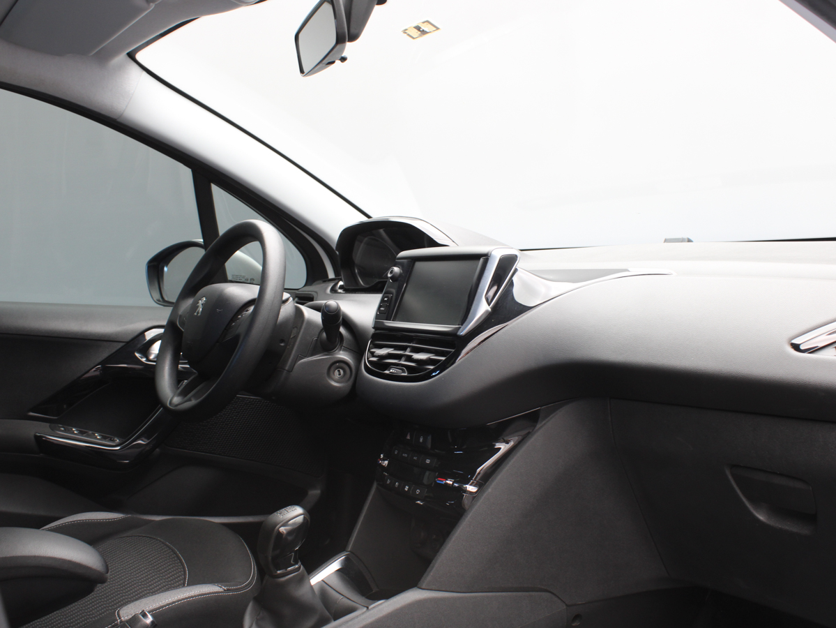 PEUGEOT 208 ACTIVE 2016