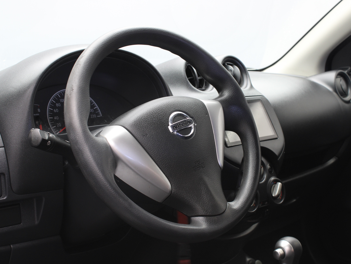 NISSAN VERSA AT 2023