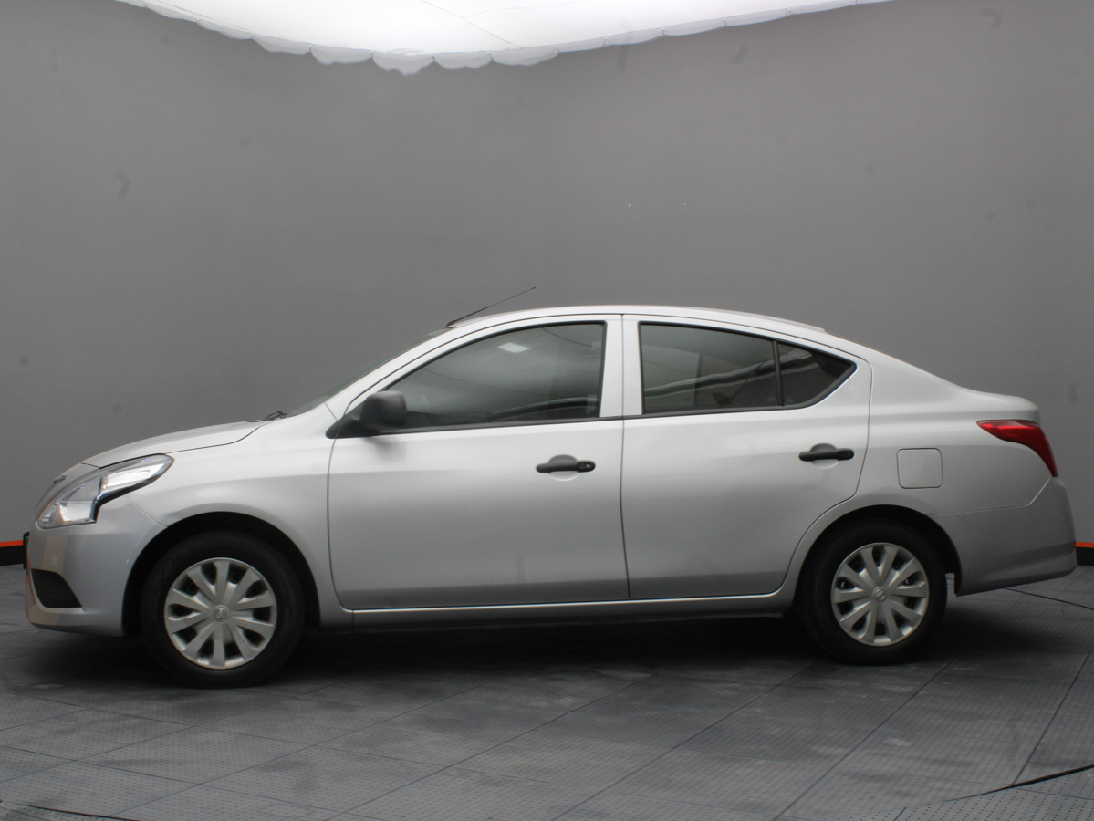 NISSAN VERSA AT 2023