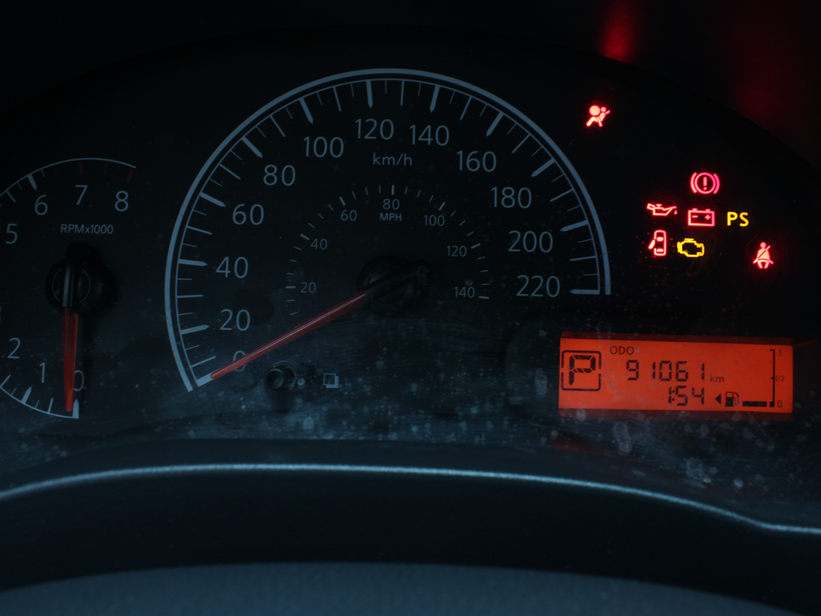 NISSAN VERSA AT 2023