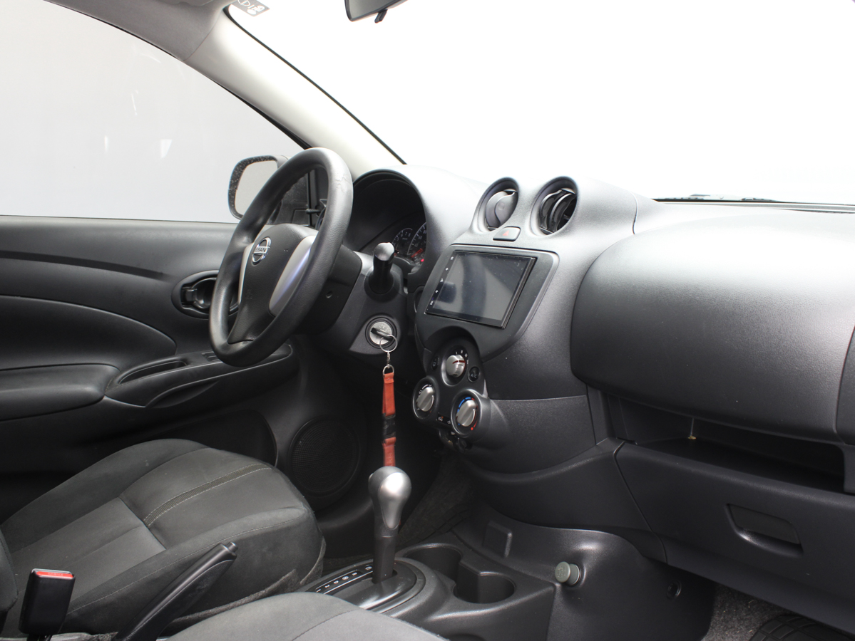 NISSAN VERSA AT 2023