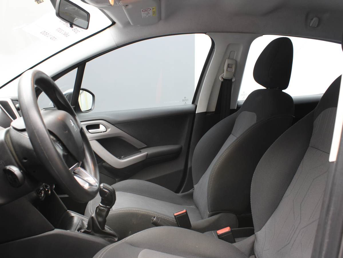 PEUGEOT 208 ALLURE 2017