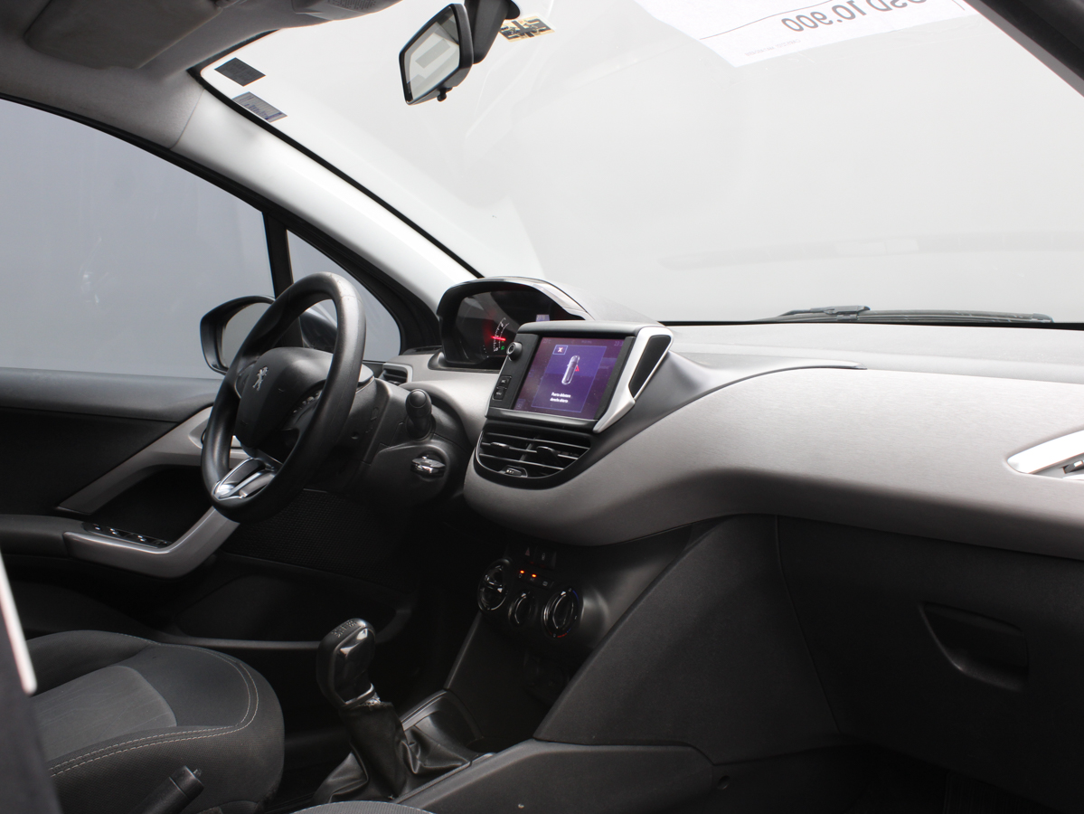 PEUGEOT 208 ALLURE 2017