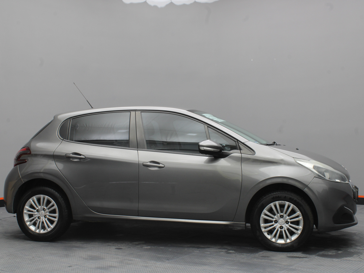 PEUGEOT 208 ALLURE 2017