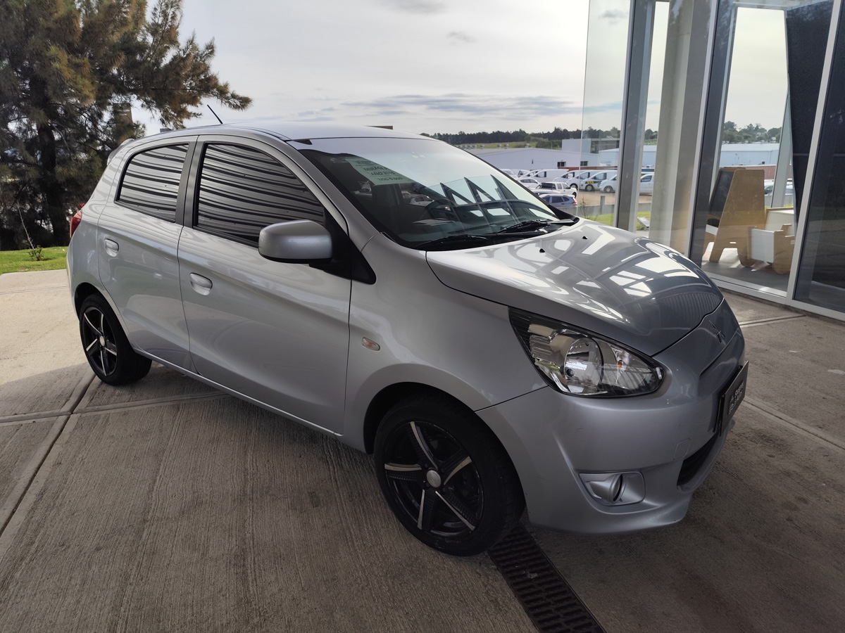 MITSUBISHI MIRAGE 2015