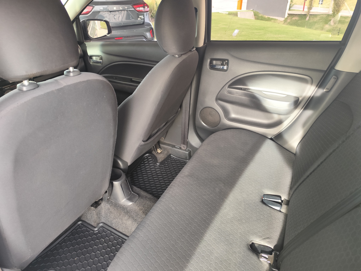 MITSUBISHI MIRAGE 2015