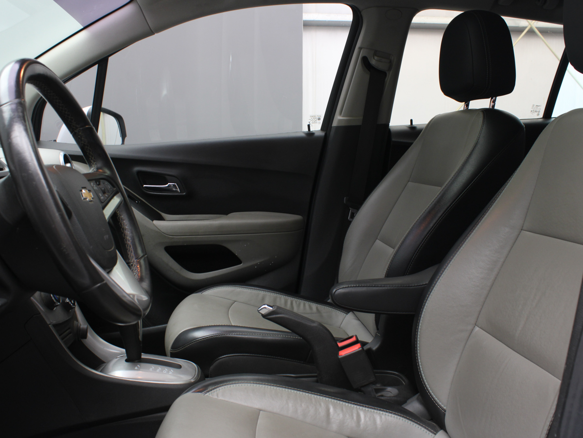 CHEVROLET TRACKER LTZ AT 2014