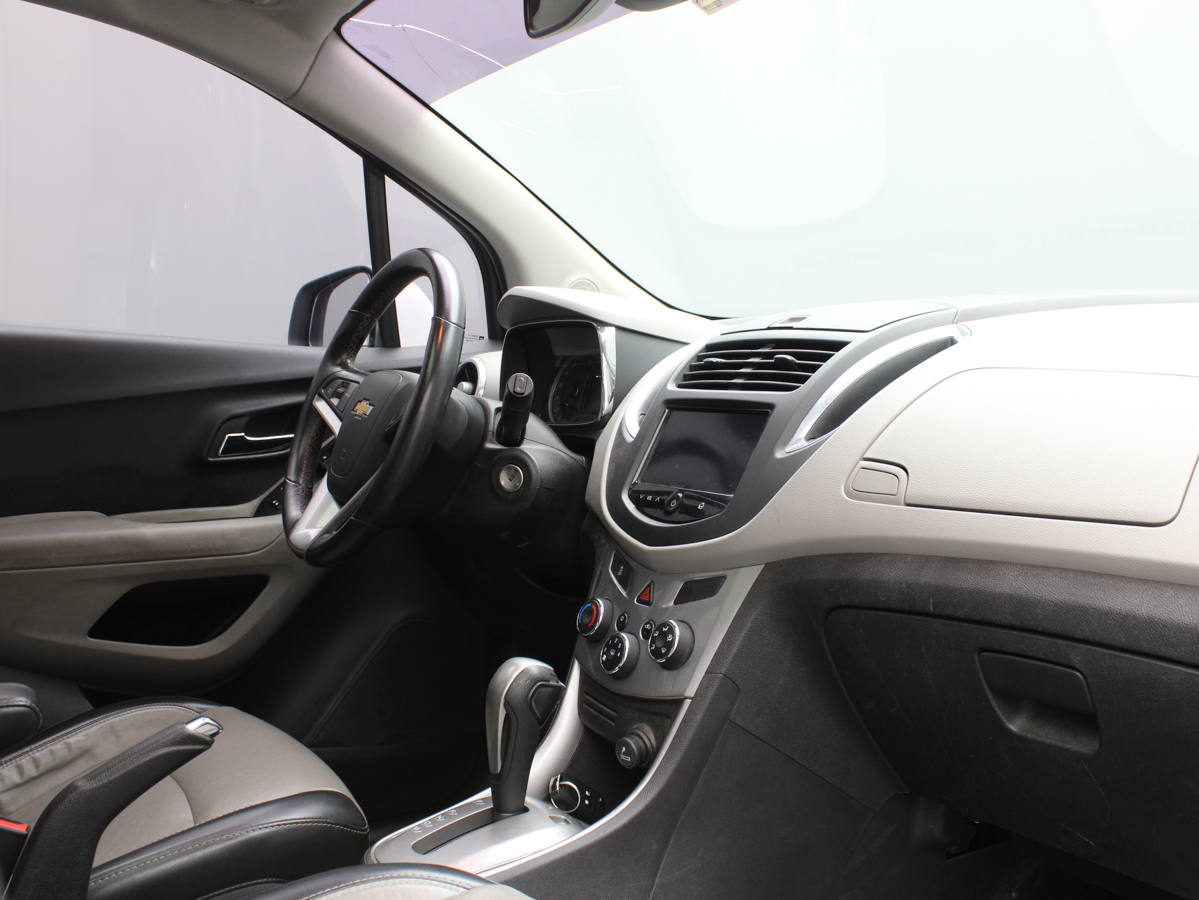 CHEVROLET TRACKER LTZ AT 2014