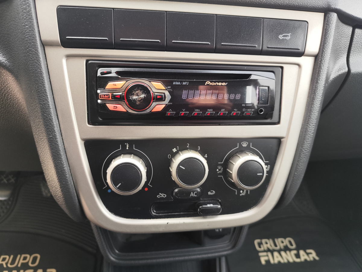 VOLKSWAGEN GOL 2013
