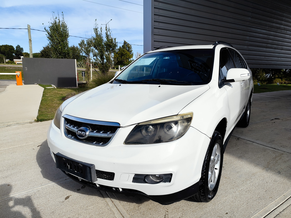 BYD S6 2014