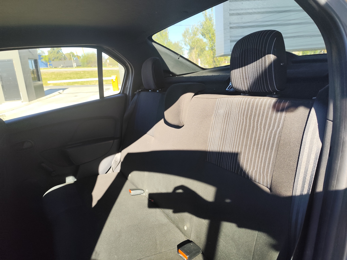 RENAULT LOGAN LIFE 2020