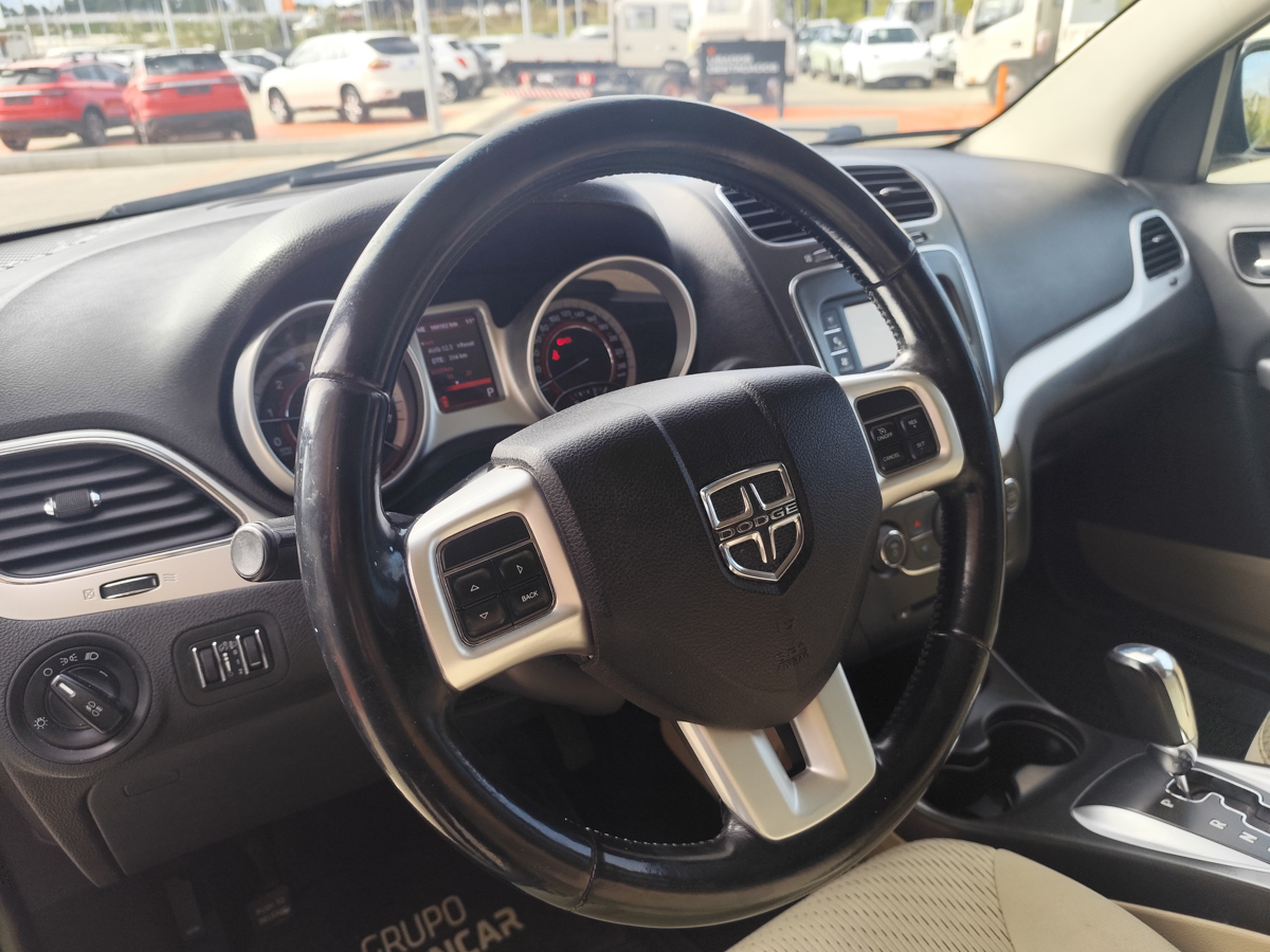 DODGE JOURNEY SE 2012