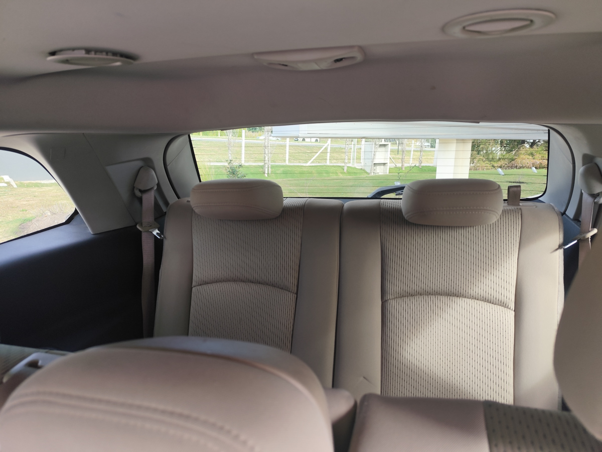DODGE JOURNEY SE 2012