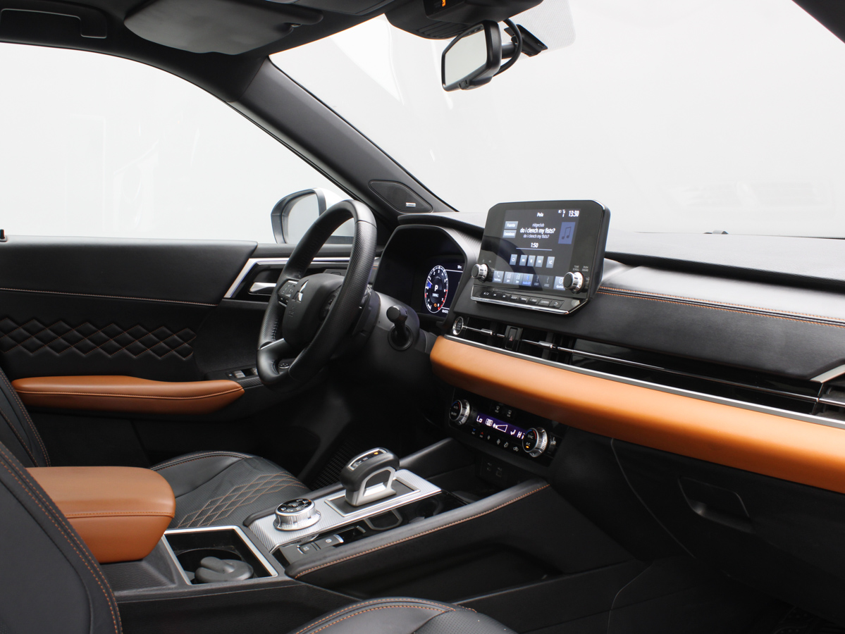 MITSUBISHI OUTLANDER GLS AWD 2024