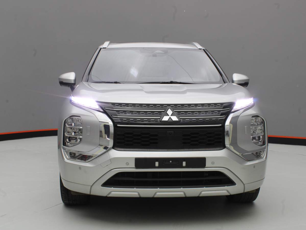 MITSUBISHI OUTLANDER GLS AWD 2024
