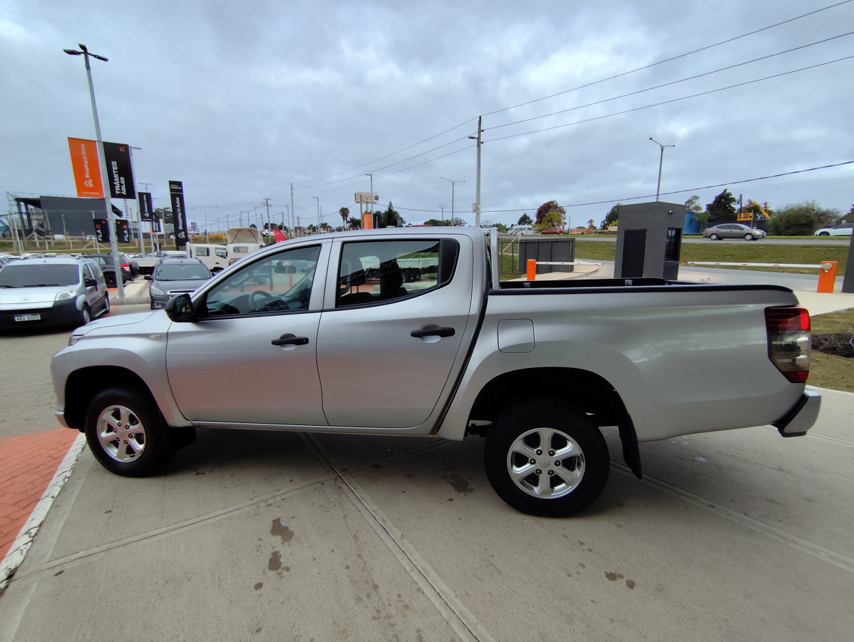 MITSUBISHI L200 4X4 2023