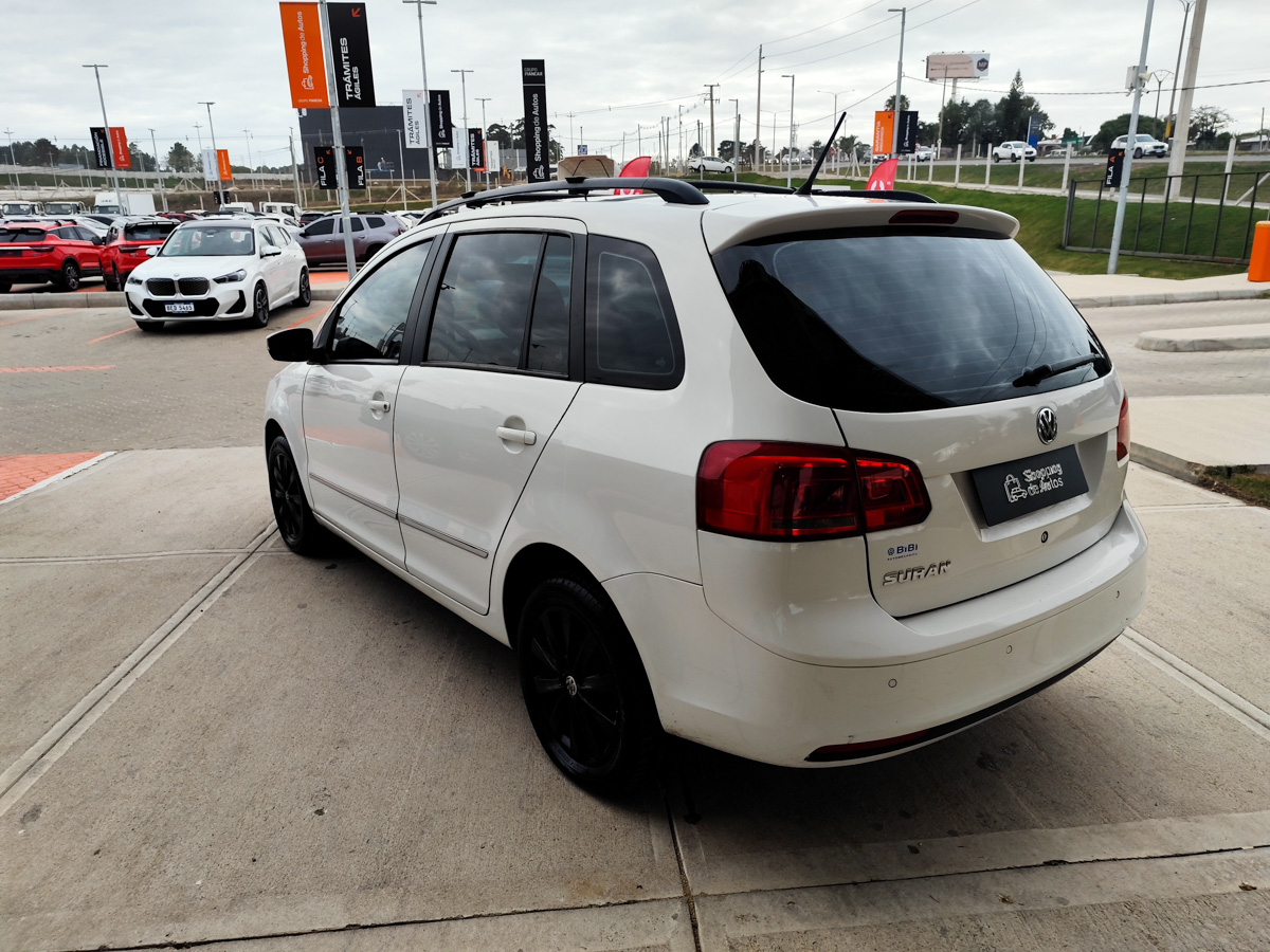 VOLKSWAGEN SURAN 2012