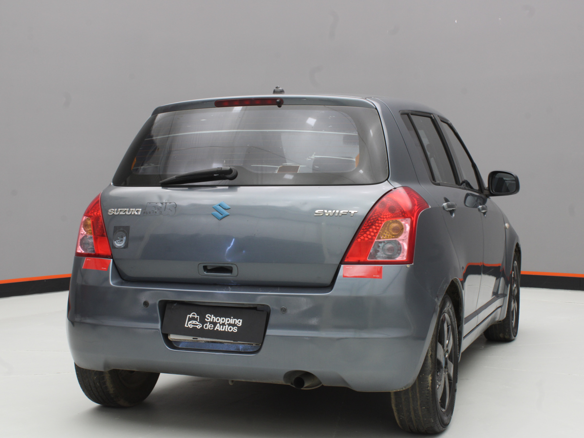 SUZUKI SWIFT 2010