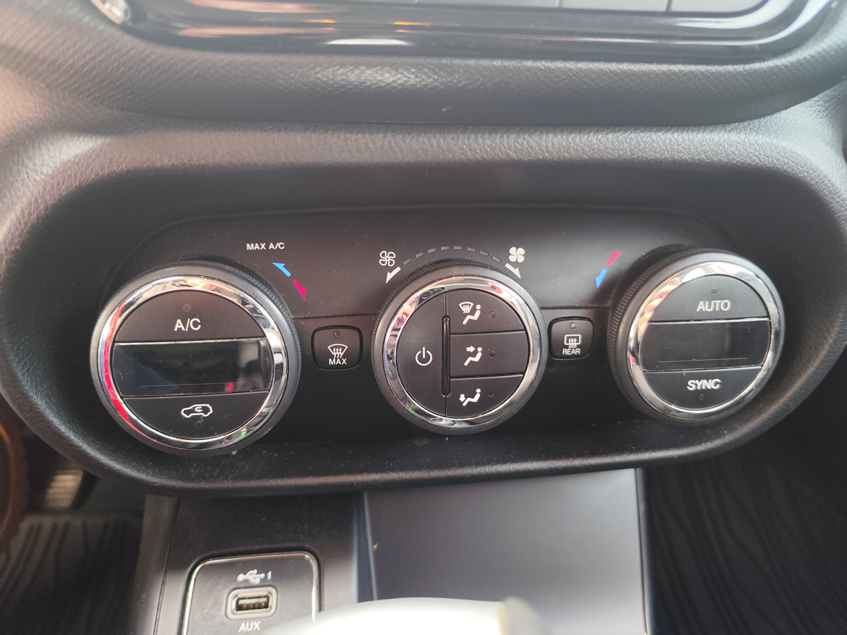FIAT TORO FREEDOM 2021